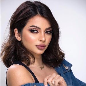 Meet your Posher, Noof